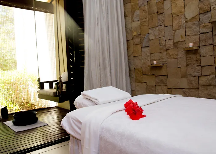 Reserva Conchal Resort